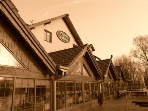 Przystan Nad Sola Aparthotel Биелани Екстериор снимка