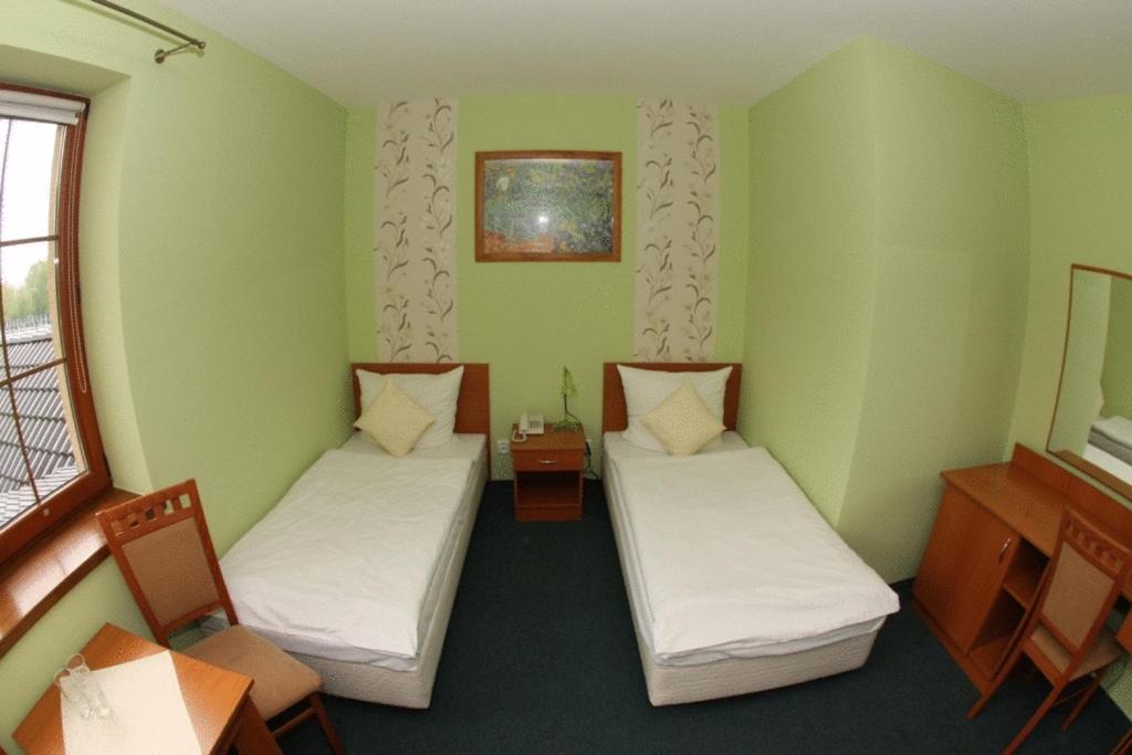 Przystan Nad Sola Aparthotel Биелани Екстериор снимка