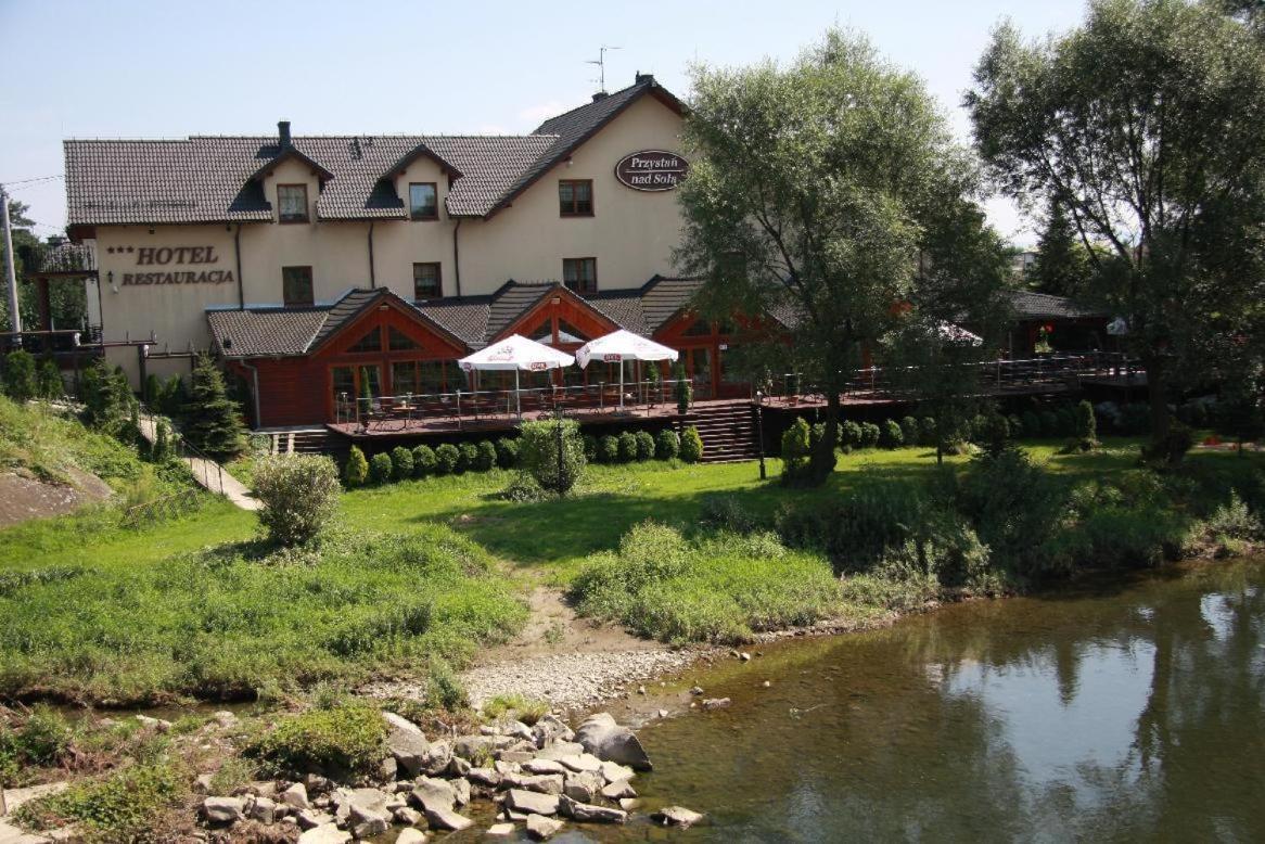 Przystan Nad Sola Aparthotel Биелани Екстериор снимка