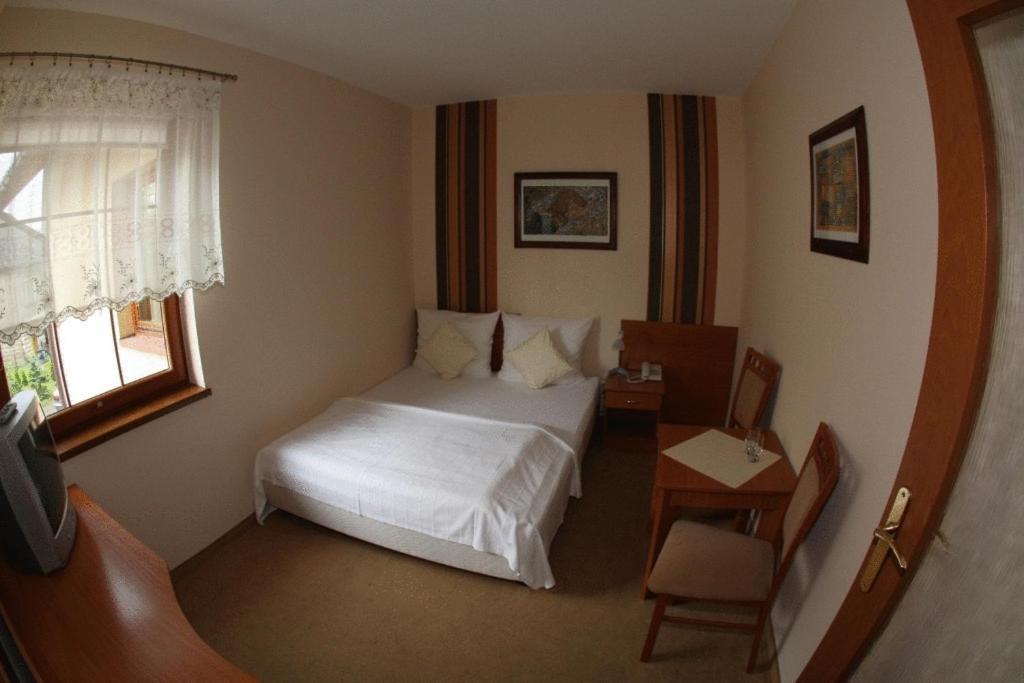 Przystan Nad Sola Aparthotel Биелани Екстериор снимка
