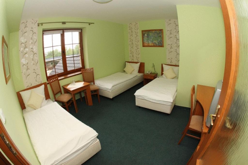 Przystan Nad Sola Aparthotel Биелани Екстериор снимка